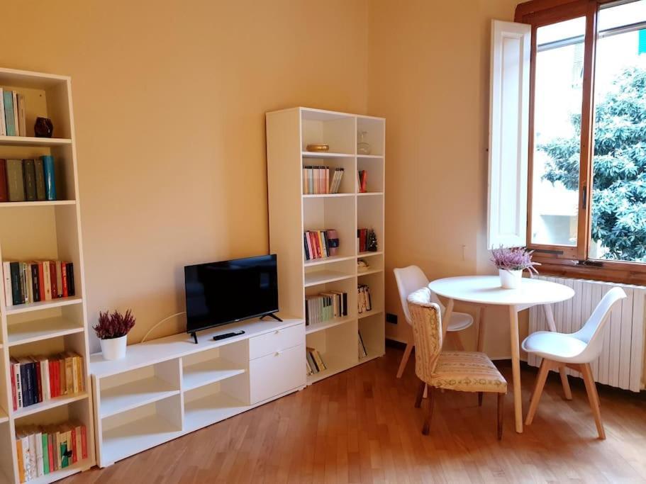 Celeste Apartment-San Frediano فلورنس المظهر الخارجي الصورة